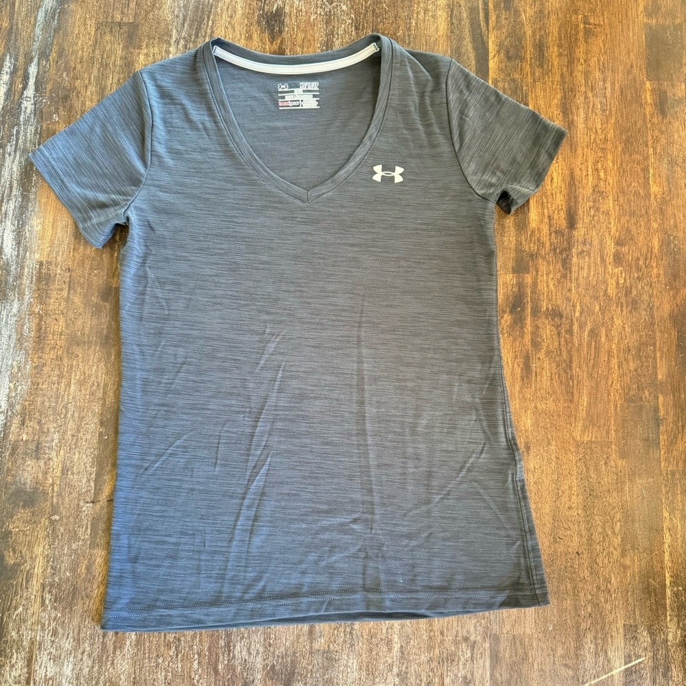 Under Armour loose-fitted shirt